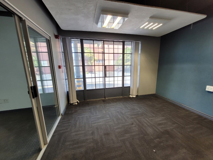 To Let Commercial Property for Rent in Paarden Eiland Western Cape